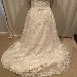 Wedding Dress-Never altered/worn